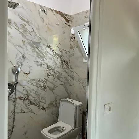 Hotel Bujtina Zejtaria Agroturizem Belsh