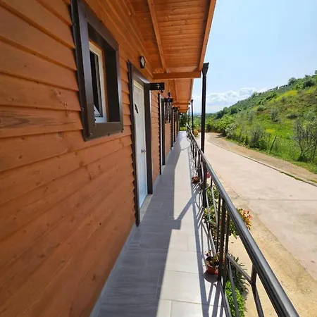 호텔 Bujtina Zejtaria Agroturizem Belsh